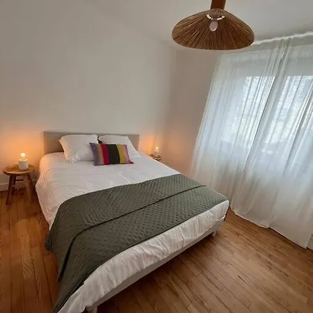 Maison Vue Avec Terrasse *