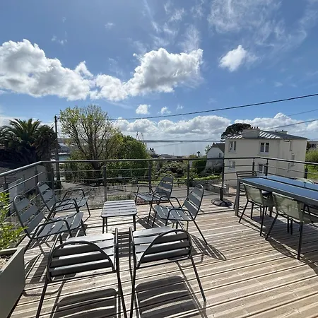 Maison Vue Avec Terrasse